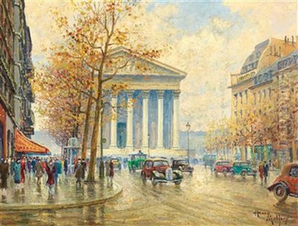 Place De La Madeleine - view 1