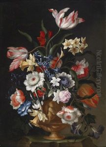 Ein Blumenstillleben In Einer Steinvase