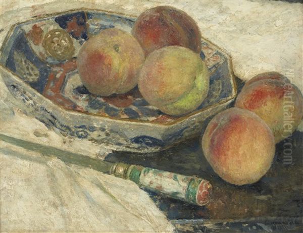 Nature Morte A La Coupe Imari Avec Des Peches Et Un Couteau - view 1