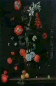 Fleurs Dans Un Vase De Verre Pose Sur Un Entablement A      Godrons