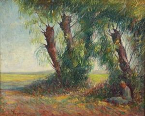 Femme Lisant Sous Les Arbres