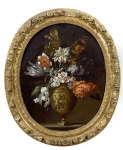 Vase De Fleurs: Pivoines, Tulipes... Dans Un Vase Sculpte, Pose Sur Un Entablement