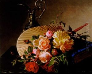 Stilleben Med Rosor, Solfjader, Bok Och Silverkanna