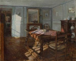 La Salle A Manger Dans L'appartement Rue De L'orangerie A Versailles