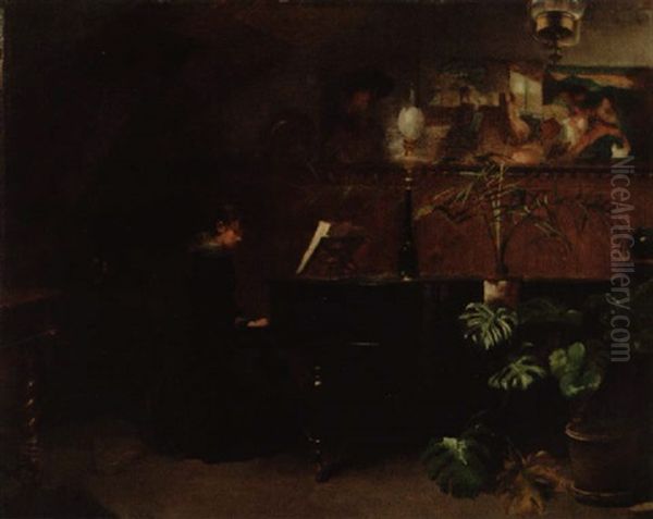 Interior Med Kvinne Ved Piano - view 1