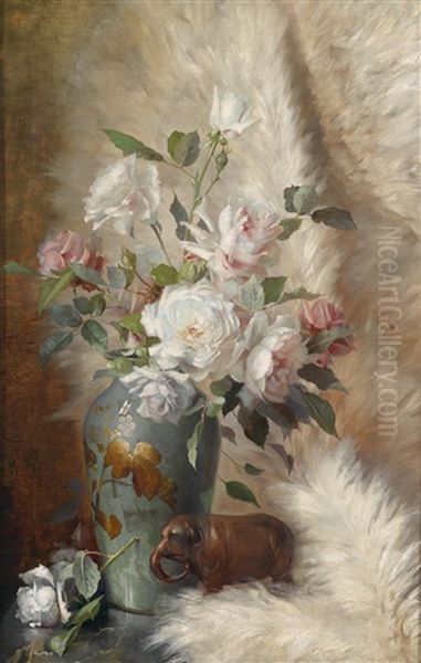 Ein Rosenstuck Mit Zierelefanten - view 1