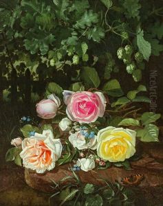 Elegantes Blumenbouquet Auf Einem Schollensockel Unter Gebusch