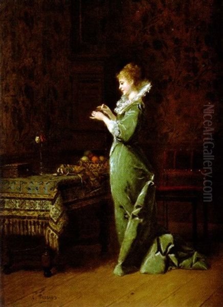 Jeune Femme A Sa Couture Dans Un Interieur - view 1