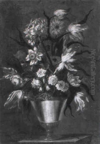 Bouquet De Fleurs Dans Un Vase Orne De Bronze Dore - view 1