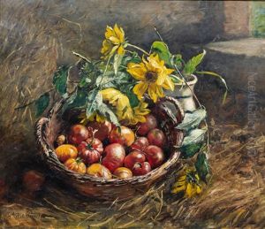 Erntestilleben Mit Tomaten Und Zwiebeln In Einem Korb, Dahinter Ein Tonkrug Mit Sonnenblumen