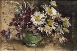 Margeriten Und Wiesenblumen In Einer Grunen Kugelvase