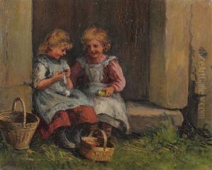 Zwei Madchen Vor Der Tur