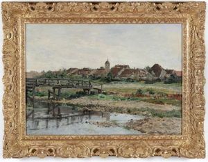 Blick Uber Ein Gewasser Auf Einen Kleinen Franzosischen Ort
