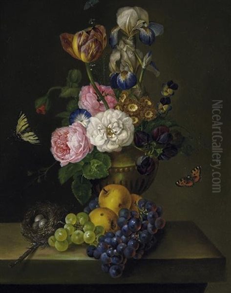 Stilleben Mit Einer Vase Fruhlingsblumen Auf Einer Tischplatte Neben Weintrauben, Apfeln Und Einem Vogelnest - view 1