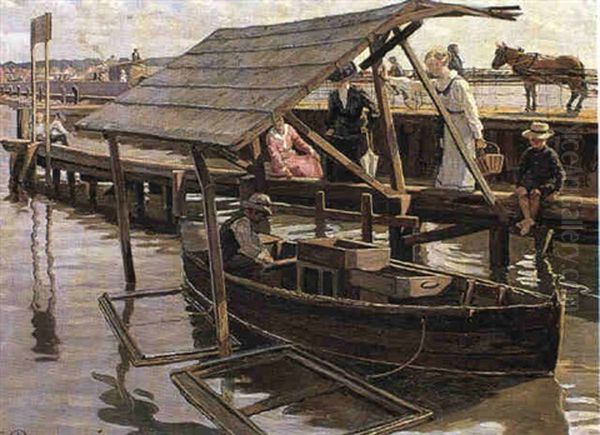Unge Kvinder Kober Fisk Hos En Dreng I En Robad - view 1