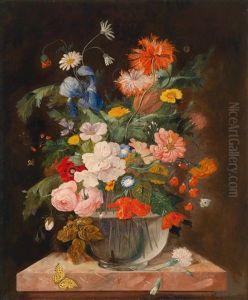 Blumenstuck In Vase Mit Schmetterling