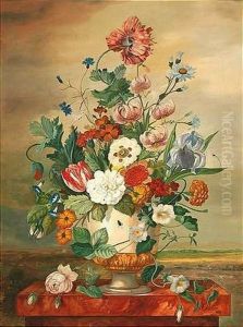 Blumenarrangement In Einer Prunkvase Auf Steinpodest Blumenarrangement In Einer Prunkvase Auf Steinpodest