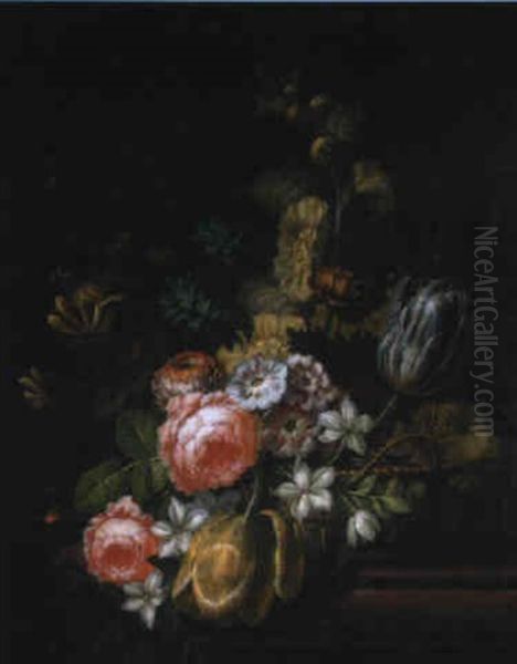 Bouquet De Fleurs Dans Une Corbeille En Osier Sur Un Entablement - view 1