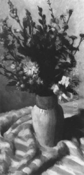 Sommerlicher Straus In Gelber Balustervase - view 1