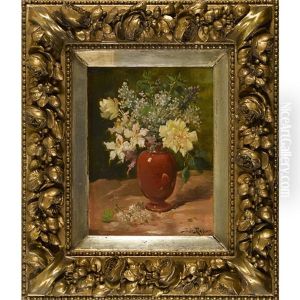 Blumenbouquet In Roter Vase