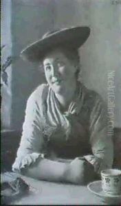Dirndl (es Sitzt Mit Grunem Hut An Einem Tisch)