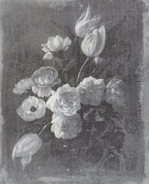 Bouquet De Tulipes Et Roses Dans Un Vase En Verre Sur Un Entablement - view 1
