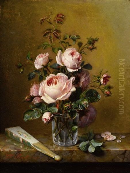 Rosen In Einer Glasvase - view 1
