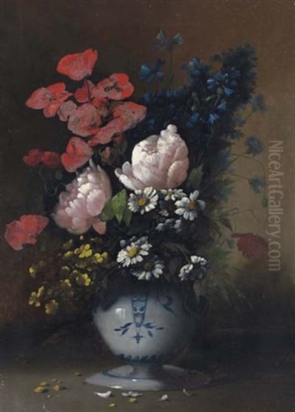 Bouquet De Fleurs Dans Une Jardiniere En Faience - view 1