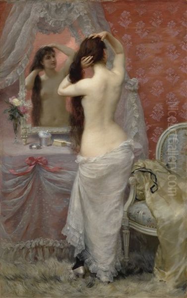 Jeune Femme Nue Se Coiffant Dans Un Interieur - view 1