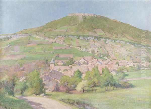 Village Au Pied De La Colline - view 1