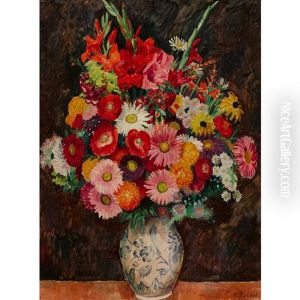 Sommerlicher Blumenstrauss In Keramikvase