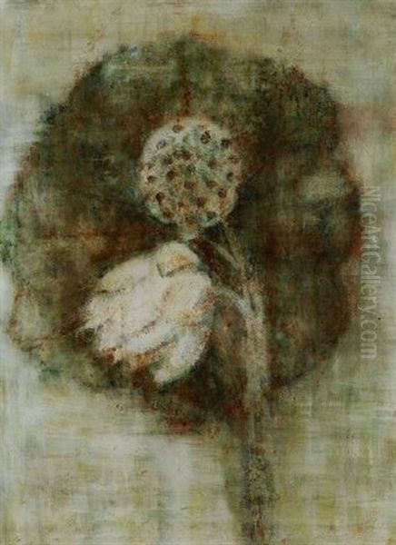 Lotusblute Und Frucht Vor Grosem Blatt - view 1