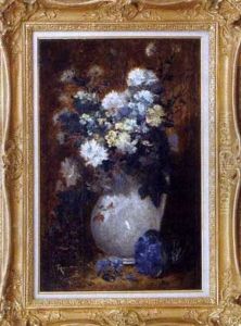 Bouquet De Fleurs Dans Un Vase En Gres