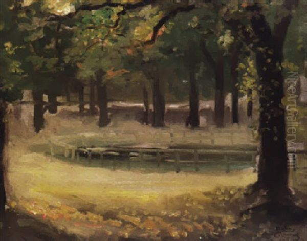 Pond In Hyde Park - view 1