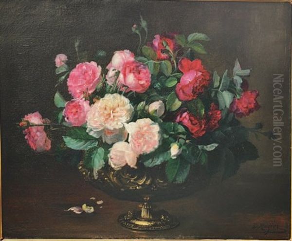 Coupe De Roses Sur Un Entablement - view 1