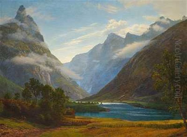 Norsk Bjerglandskab Med Fjelde - view 1