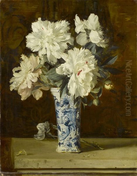 Weisses Pfingstrosenbouquet In Einer Delfter Vase - view 1