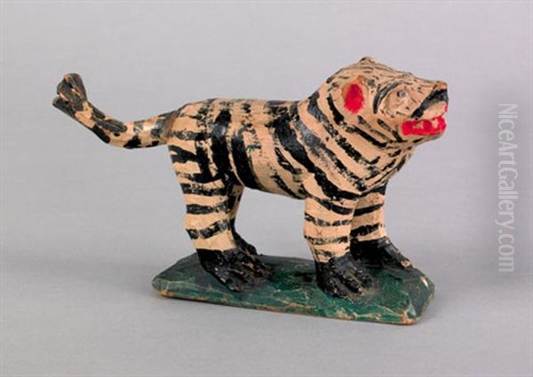 Tiger, Retaining A Black And White Striped Surface - view 1