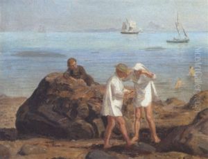 Badende Drenge En Sommerdag Ved Alsgarde I Nordsjaelland Med Udisgt Over Oresung Mod Sverige