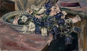 Stillleben Mit Glockenblumen In Einer Schale Stillleben Mit Glockenblumen In Einer Schale