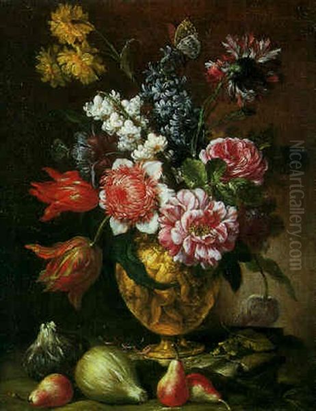 Bouquet De Fleurs Dans Un Vase Avec Des Fruits Sur Un Entablement - view 1
