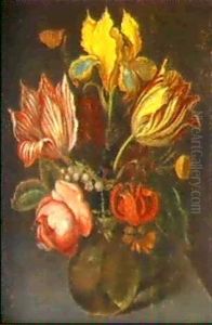 Blomsterstilleben Med Tulpaner Och Iris I Glasvas
