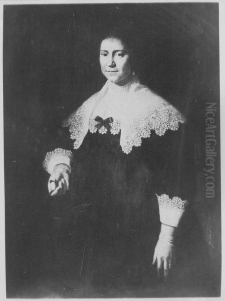 Portrait of an unknown woman - view 1