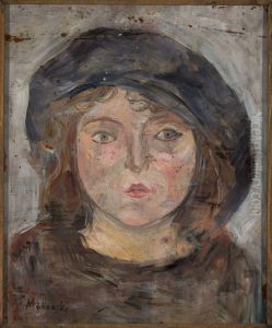 Head of a little girl in a dark beret