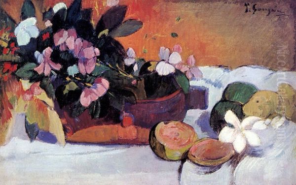 Fleurs dans une coupe - view 1