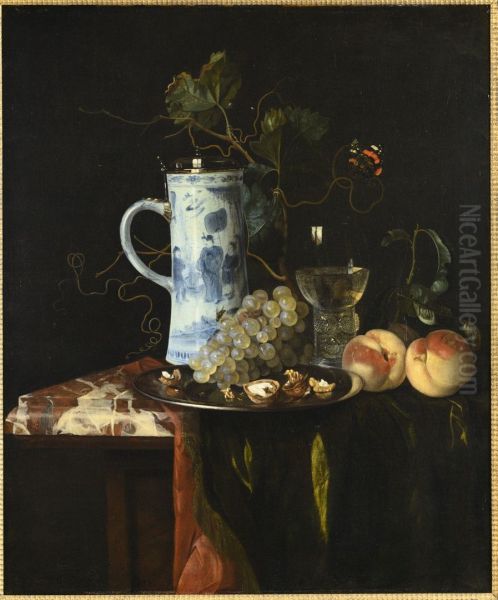 Stilleven met een kan van chinees porselein, druiven, walnoten, roemer, perziken en een kleed op een marmeren tafel - view 1