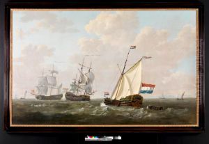 Het jacht van de Kamer Rotterdam van de Verenigde Oostindische Compagnie (VOC) begroet een Rotterdamse Oostindievaarder en een Nederlands oorlogsschip op de rede van Hellevoetsluis.