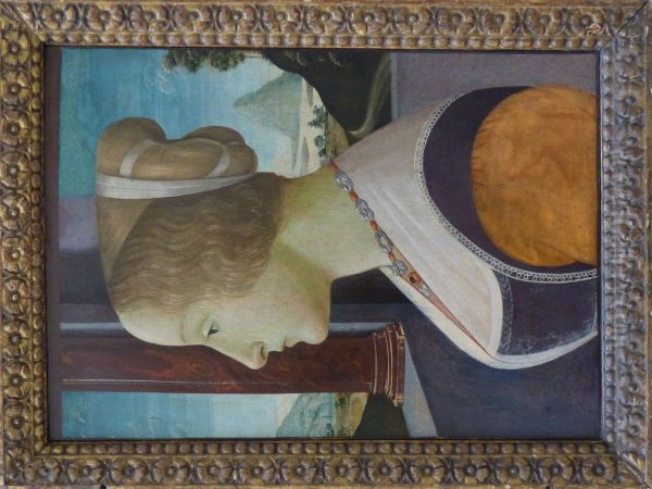 Portrait de jeune femme - view 1