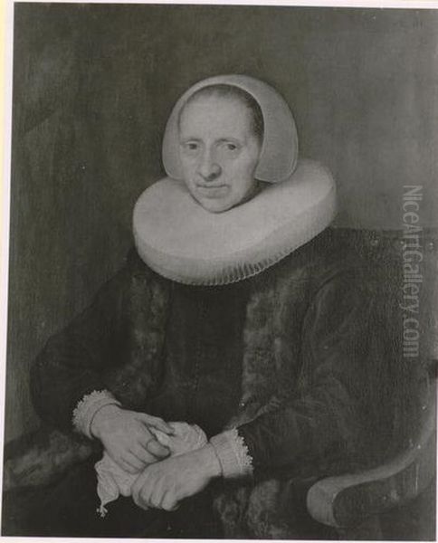 Portrait of an elderly woman - view 1