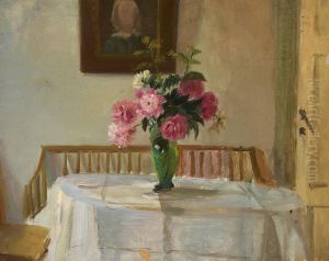 Interior fra Anchers hus med lyserode krysantemer pa et bord. by Anna Ancher